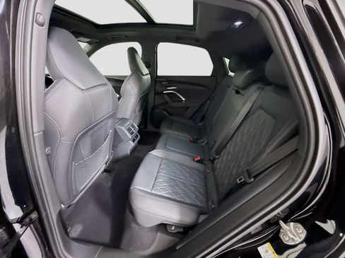 Used 2026 Audi SQ5 Premium Plus AWD/4WD image 23