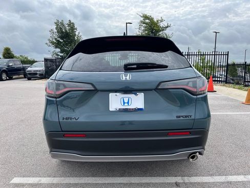 Certified 2026 Honda HR-V Sport image 5