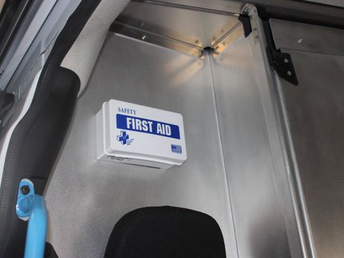 Used 2024 RAM ProMaster 3500 w/ Delivery Van Package FWD image 17