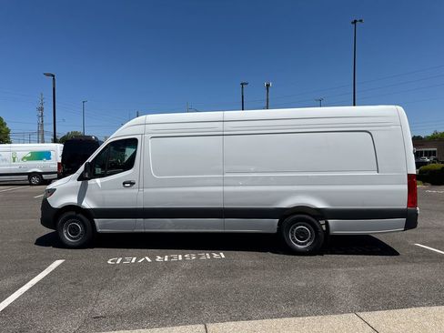 New 2025 Mercedes-Benz Sprinter 2500 image 7