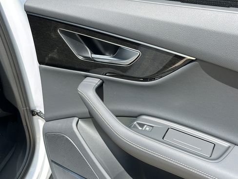 New 2026 Audi Q7 2.0T Premium Plus AWD/4WD image 13