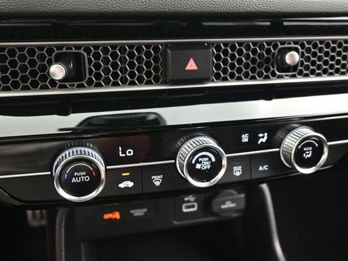 Used 2024 Honda Civic Sport image 25