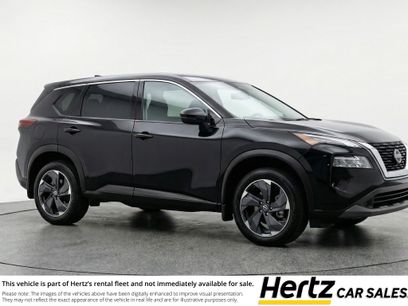 Used 2025 Nissan Rogue SV