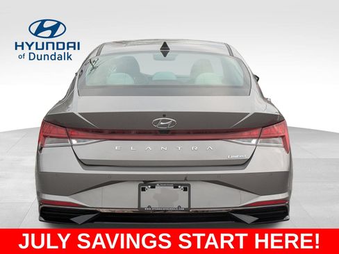 Used 2023 Hyundai Elantra Limited w/ Cargo Package FWD image 5