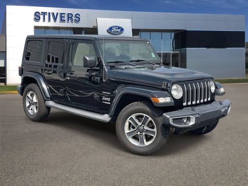 Used 2018 Jeep Wrangler Unlimited Sahara AWD/4WD image 1