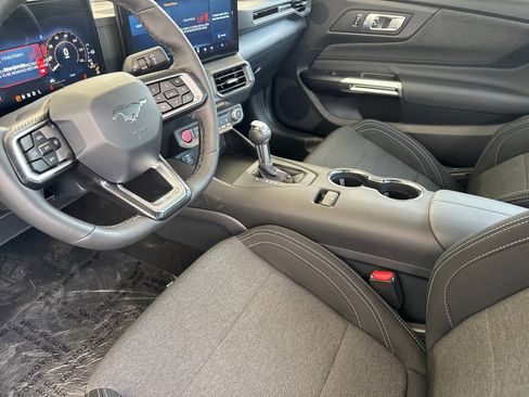 New 2025 Ford Mustang Coupe image 9