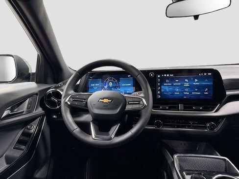 New 2026 Chevrolet Equinox LT FWD image 25