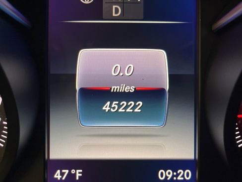 Used 2017 Mercedes-Benz C 300 4MATIC Sedan image 17