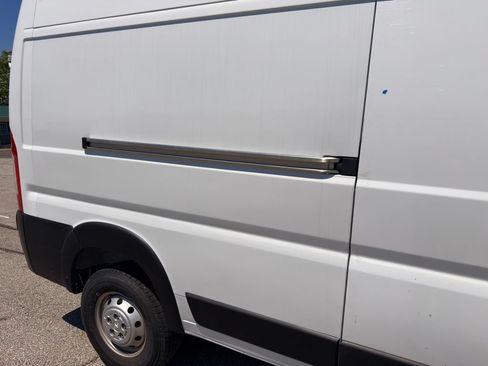 Used 2023 RAM ProMaster 2500 FWD image 6
