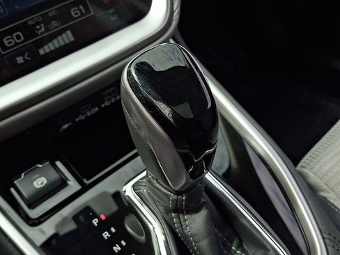 Certified 2025 Subaru Outback Premium w/ Popular Package #1A image 15