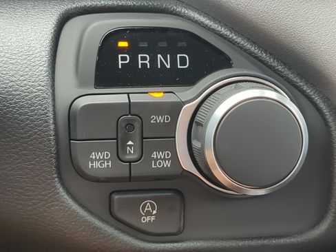 New 2026 RAM 1500 Express AWD/4WD image 20
