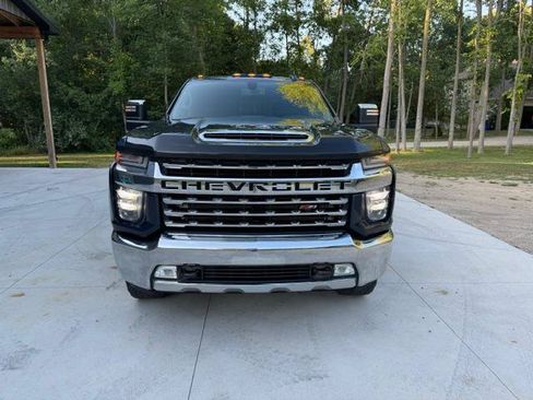 Used 2022 Chevrolet Silverado 2500 LTZ AWD/4WD image 3