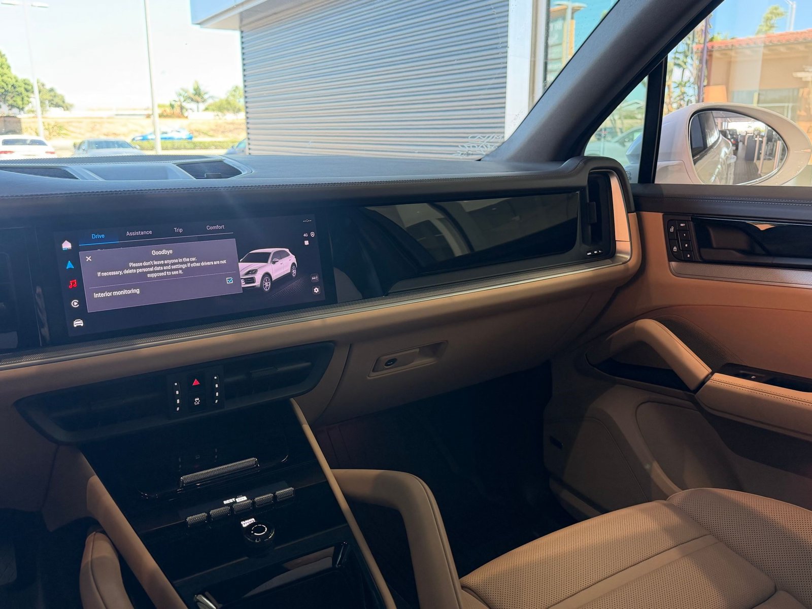 Certified 2024 Porsche Cayenne AWD/4WD image 16