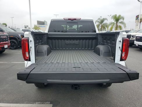 New 2026 GMC Sierra 1500 AT4X w/ AT4X AEV Edition AWD/4WD image 5