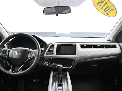 Used 2018 Honda HR-V EX image 19