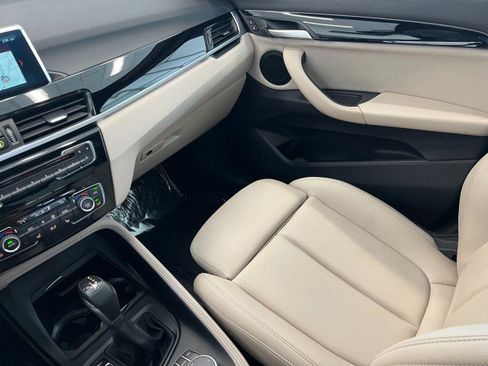 Used 2018 BMW X1 xDrive28i w/ Premium Package AWD/4WD image 22