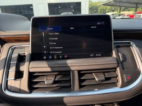 Used 2021 Chevrolet Tahoe Premier w/ Premium Package 2 RWD image 8