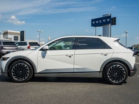 Used 2024 Hyundai Ioniq 5 Limited AWD/4WD image 4