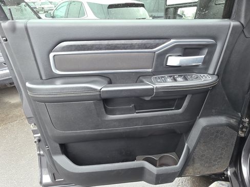 Used 2024 RAM 2500 Big Horn AWD/4WD image 20