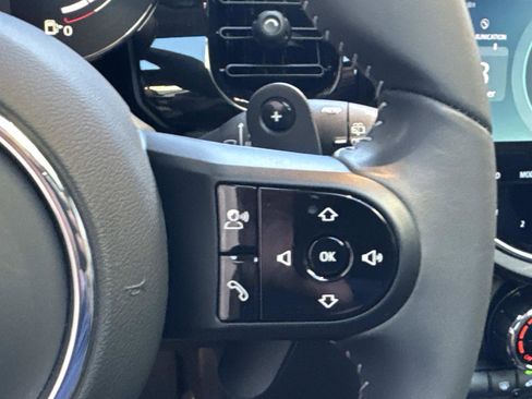 Certified 2024 MINI Cooper S image 19