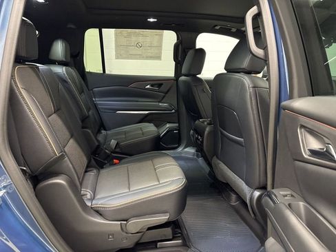 New 2026 Chevrolet Traverse High Country w/ LPO, Floor Liner Package image 32