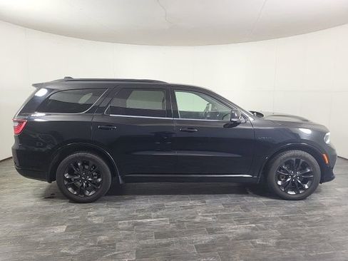 Used 2022 Dodge Durango R/T w/ Blacktop Package image 3