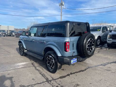 Used 2025 Ford Bronco Outer Banks image 3