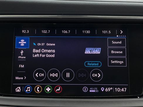Used 2020 Buick Enclave Essence AWD/4WD image 22