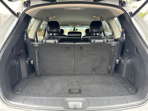 Used 2015 Nissan Pathfinder SL FWD image 11