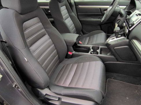 Used 2019 Honda CR-V LX image 12