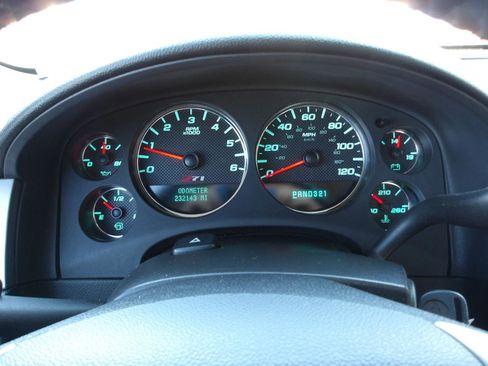 Used 2008 Chevrolet Avalanche LT w/ LT Preferred Equipment Group AWD/4WD image 17