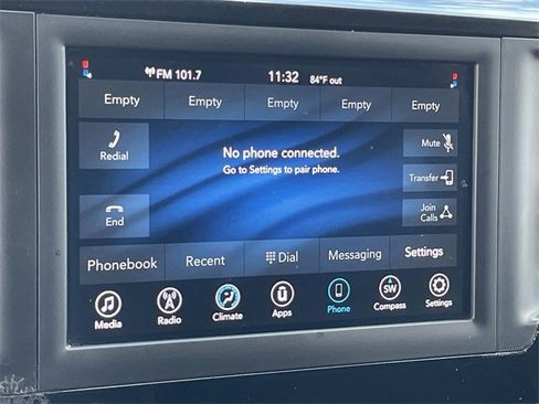 Used 2021 Chrysler Voyager Lxi image 12