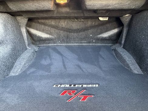 Used 2022 Dodge Challenger R/T Scat Pack RWD image 37