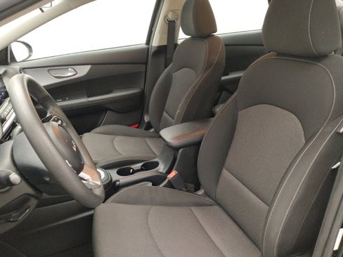 Used 2023 Kia Forte LXS FWD image 17