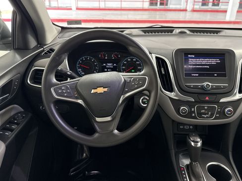 Used 2021 Chevrolet Equinox LS FWD image 16