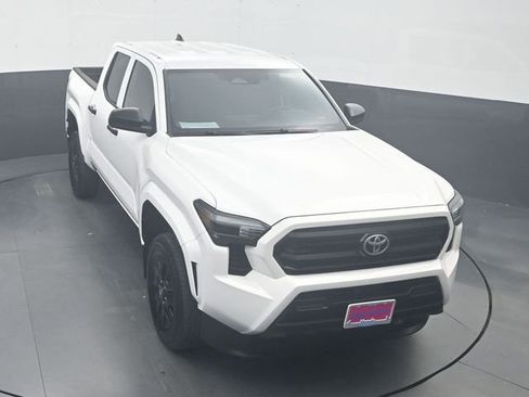 Used 2024 Toyota Tacoma SR image 20