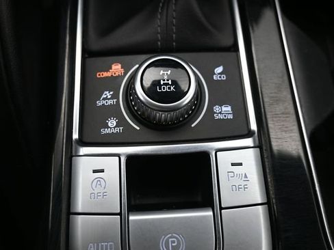 Used 2022 Kia Telluride S AWD/4WD image 32