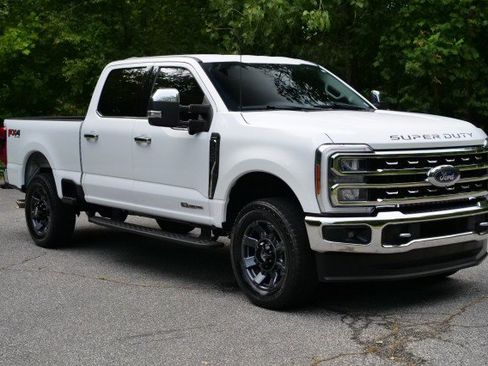 Used 2023 Ford F250 Lariat w/ Tow Technology Package AWD/4WD image 4