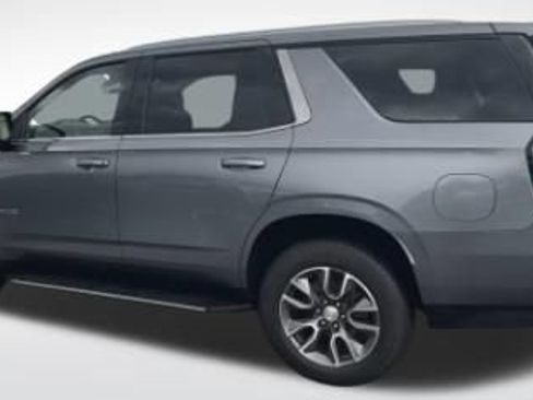 Used 2021 Chevrolet Tahoe LT w/ Luxury Package AWD/4WD image 5