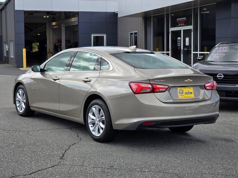 Used 2022 Chevrolet Malibu LT FWD image 24