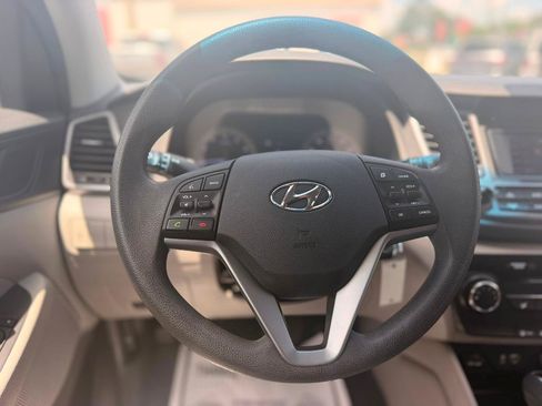 Used 2017 Hyundai Tucson SE FWD image 17