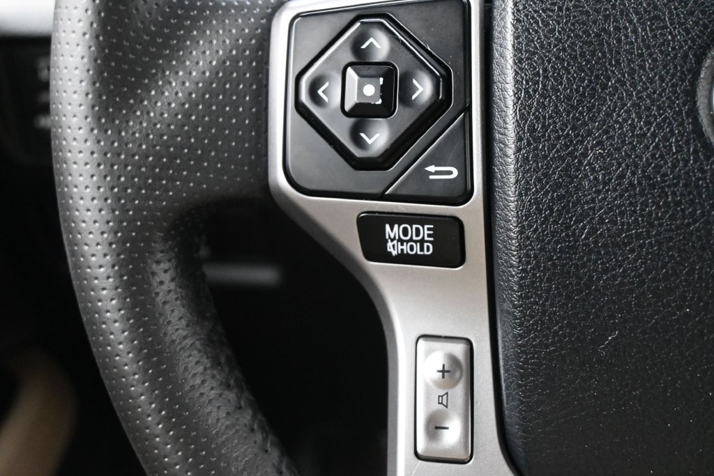 Used 2016 Toyota 4Runner SR5 Premium RWD image 5