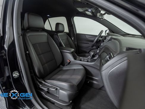 Used 2023 Chevrolet Equinox RS FWD image 39