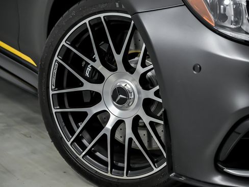 Used 2023 Mercedes-Benz C 63 AMG S w/ AMG Aerodynamics Package image 4