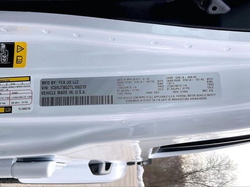 New 2026 Jeep Gladiator Rubicon w/ Safety Group image 13