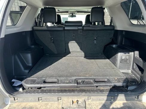 Used 2018 Toyota 4Runner SR5 Premium RWD image 12