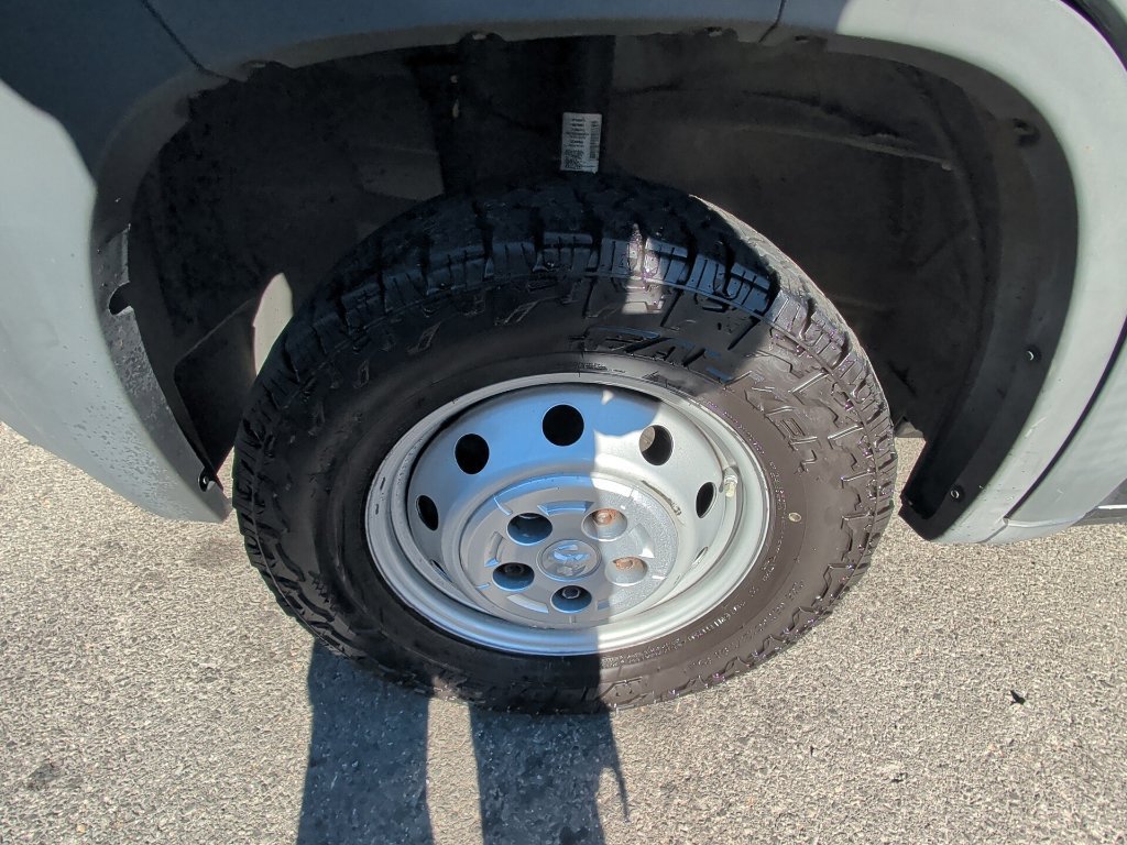 Used 2018 RAM ProMaster 2500 w/ Mopar Trailer Tow Group FWD image 9
