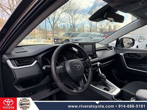 Certified 2022 Toyota RAV4 LE image 10