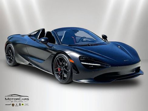 Used 2026 McLaren 750S Spider RWD image 2