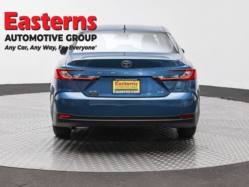 Used 2025 Toyota Camry LE FWD image 6